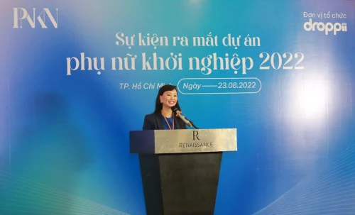Bà Thái Vân Linh chia sẻ tại sự kiện ra mắt dự án “Phụ nữ khởi nghiệp 2022”.