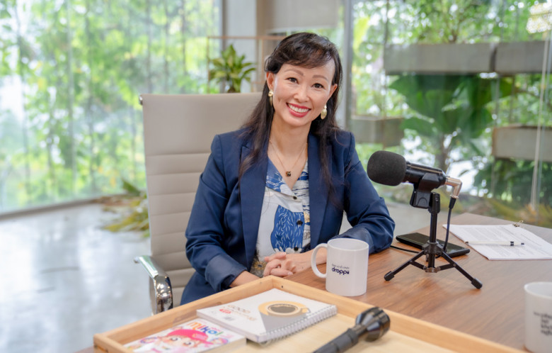 CEO Thái Vân Linh trong buổi giao lưu trực tuyến với chủ đề “Phụ nữ networking trong thời đại số”