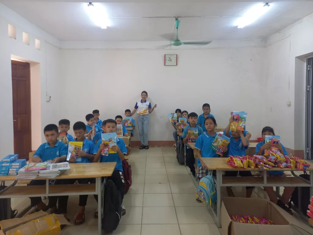 Droppii và chuyến đi "Trung thu cho em" trao tặng 576 phần quà cho các em nhỏ