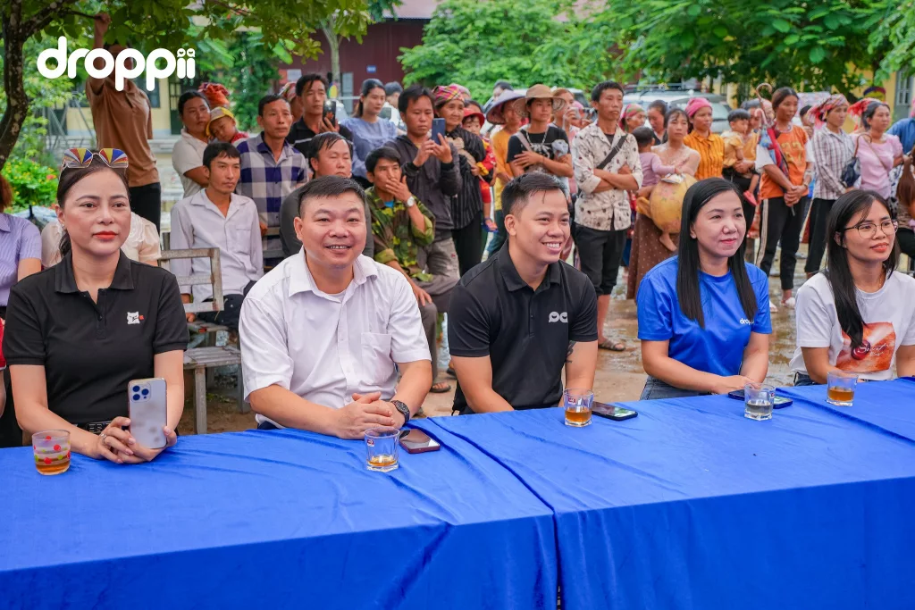 Droppii trao tặng 2 phòng tin học cho học sinh tỉnh Lai Châu, Điện Biên